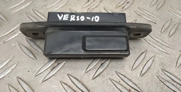 Toyota Verso Tailgate opening switch 