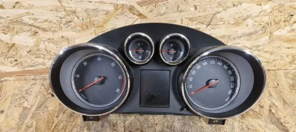 Opel Insignia A Speedometer (instrument cluster) 22783072