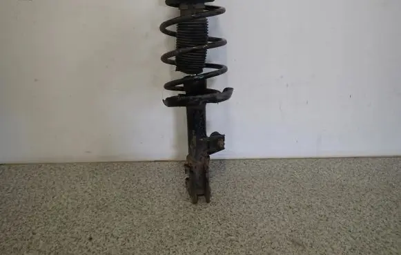 Hyundai i30 Front shock absorber with coil spring 