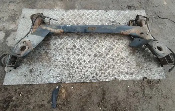 Volkswagen Bora Rear axle beam 