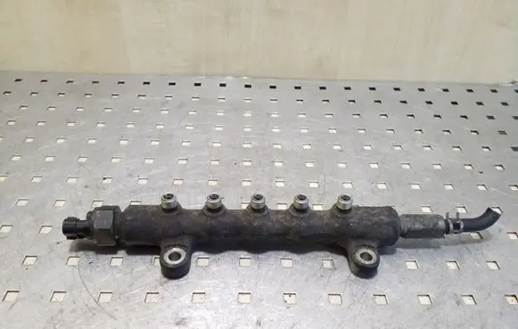 Toyota RAV 4 (XA30) Fuel main line pipe 8945871010