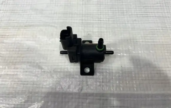 Citroen C4 Grand Picasso Turbo solenoid valve 9665558580
