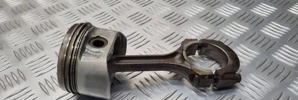 Renault Scenic I Piston with connecting rod