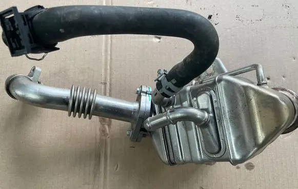 Ford Galaxy EGR valve cooler HG9Q0F464AA