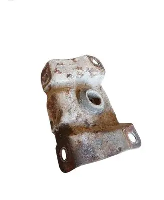 Subaru Outback Radiator mount bracket