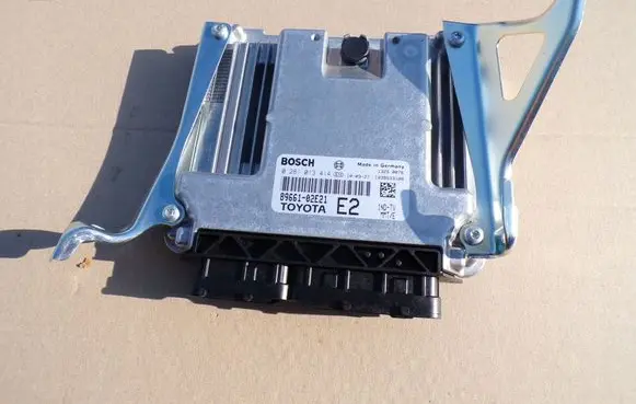 Toyota Auris 150 Engine control unit/module ECU 89661-02E20