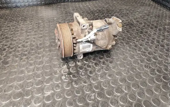 Renault Captur Air conditioning (A/C) compressor (pump) 926000217R