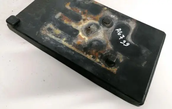 Toyota Previa (XR30, XR40) II Battery box tray cover/lid 7443120100 74431-20100