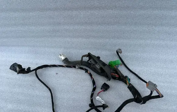 Volvo XC90 Front door wiring loom 30762158