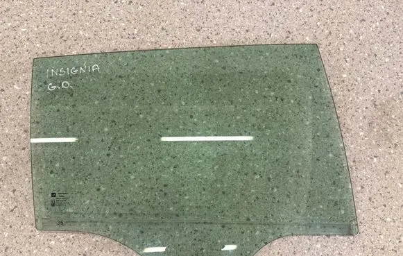 Opel Insignia A Rear door window glass DOT747M540AS2 E000090 43R000055