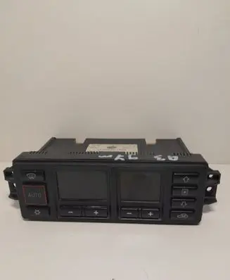 Audi A3 S3 8L Climate control unit 8L0820043D