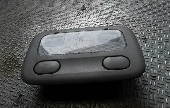 Nissan X-Trail T30 Front seat light