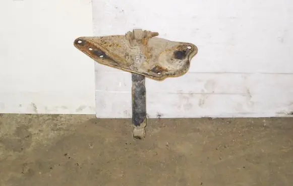 Citroen C4 Grand Picasso Front shock absorber mounting bracket 