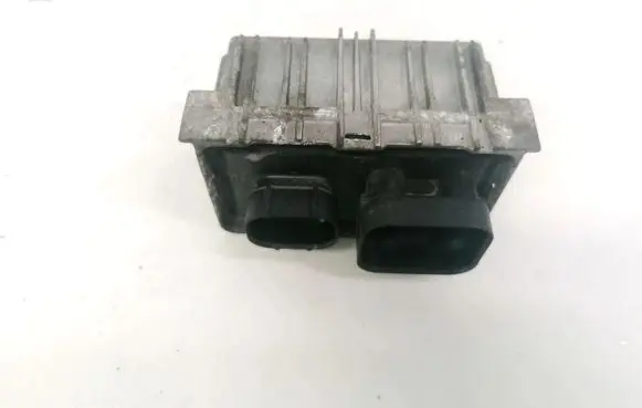 Opel Insignia A Glow plug pre-heat relay 55574293