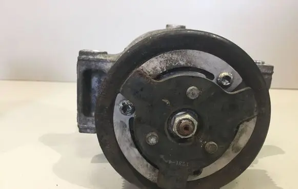 Audi A3 S3 8P Air conditioning (A/C) compressor (pump) 5N0820803C 000108121B4 R134A