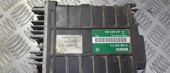 Volkswagen PASSAT B3 Engine control unit/module 0280000711 443907403