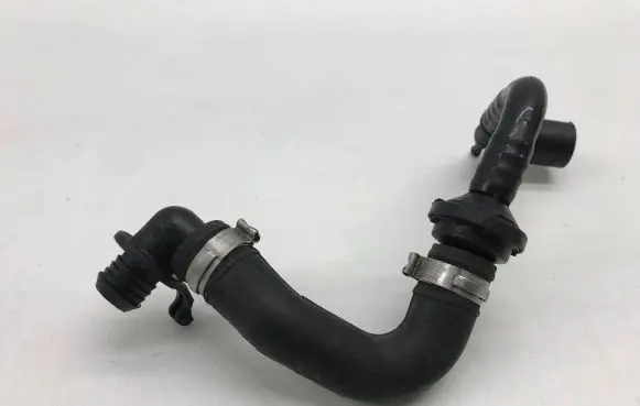 Volkswagen Golf V Vacuum line/pipe/hose 1K0611939C