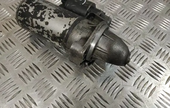 Mercedes-Benz E W210 Starter motor 0001108003