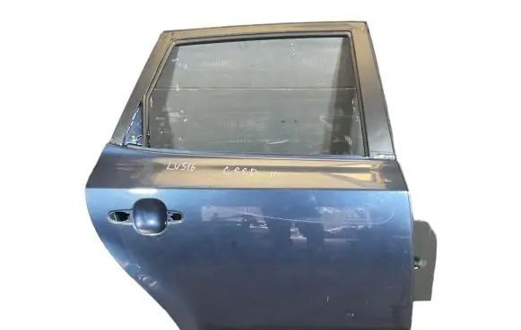 KIA Ceed Rear door