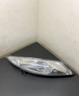 Nissan Juke I F15 Headlight/headlamp 14492