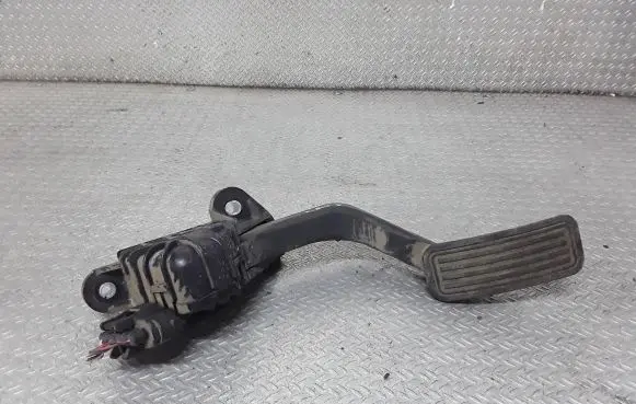 Mazda 6 Accelerator throttle pedal 1988003400