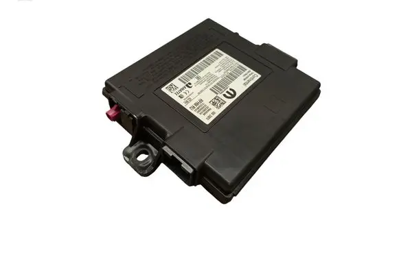 Chrysler Pacifica Keyless (KESSY) go control unit/module P68453559AB