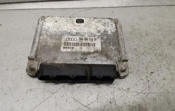 Audi A3 S3 8L Engine control unit/module 06A906018BM 0261206127