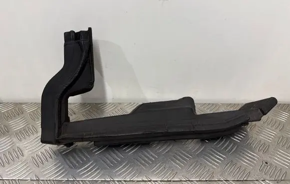 Audi Q5 SQ5 8R Fender foam support/seal 8R0823731A