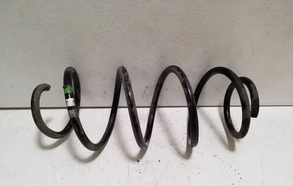 Audi Q3 8U Front coil spring