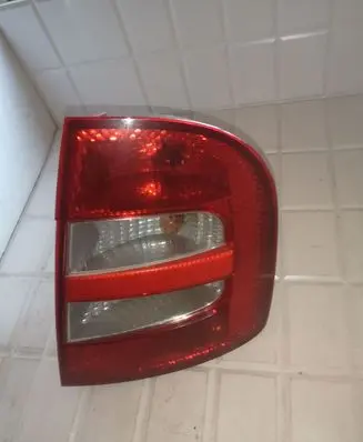 Skoda Fabia Mk1 (6Y) Rear/tail lights 6Y6945096 6Y6945112