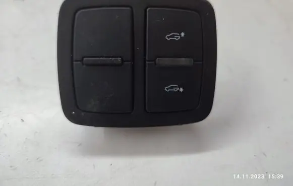 Audi Q7 4L Switch for retractable tow bar 4L0959511B