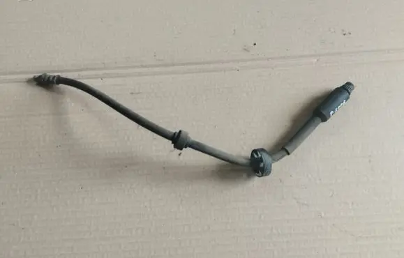 Peugeot 2008 I Brake line pipe/hose 9805066080