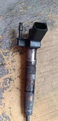 BMW 5 E60 E61 Fuel injector 779787705 0445116