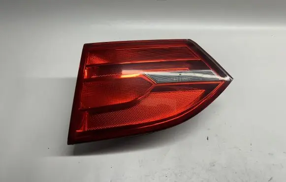 Volkswagen Jetta VI Tailgate rear/tail lights 5C6945094B 5C6945260