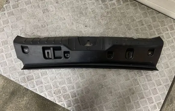 BMW 5 F10 F11 Trunk/boot sill cover protection 7227535