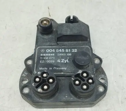 Mercedes-Benz E W124 Ignition amplifier control unit 0045458132 A0045458132 5WK6156