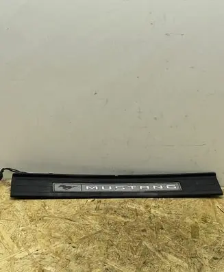 Ford Mustang VI Front sill trim cover FR3B6313222AAW