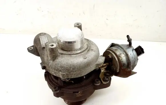 Citroen C4 II Turbo 9686120680