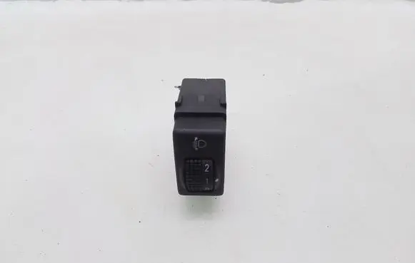 Nissan Note (E11) Headlight level height control switch
