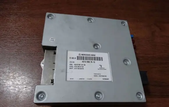 Mercedes-Benz E W213 Other control units/modules A2139007613