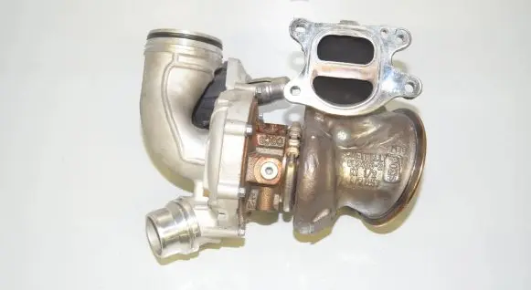 BMW X1 F48 F49 Turbo 8631901 11658631901 11659845811