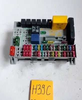 Opel Astra G Fuse box set 90589965 09134880 50206001