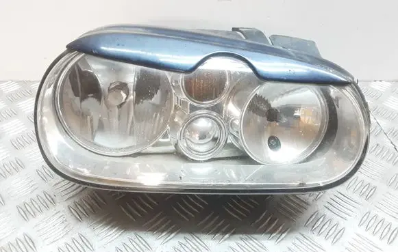 Volkswagen Golf IV Headlight/headlamp 083411108R