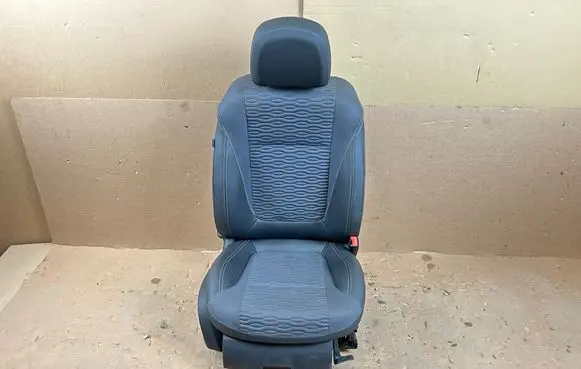 Opel Zafira C Front passenger seat 