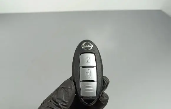 Nissan Qashqai Ignition key/card 