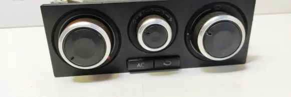 Volkswagen Golf IV Climate control unit 1J0820045F