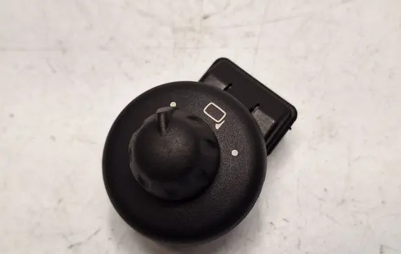 Mini One - Cooper Coupe R56 Wing mirror switch 3422621 61313422621