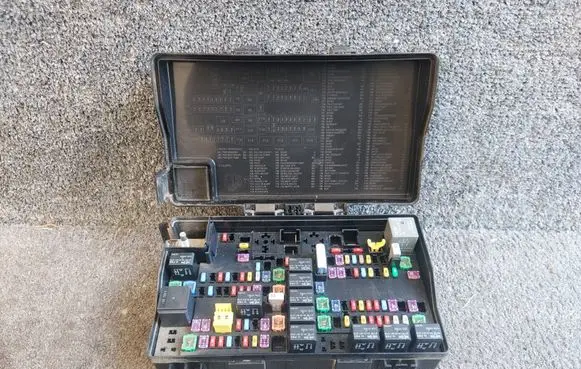 Jeep Grand Cherokee Fuse box set 68194607AE 16238DA