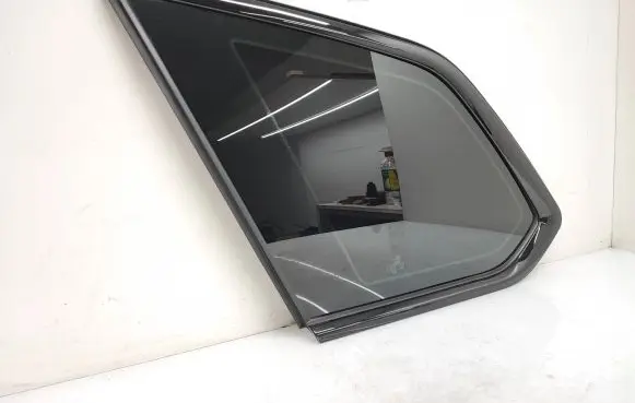 Volkswagen Touareg III Rear side window 760845297CQ 760845297C