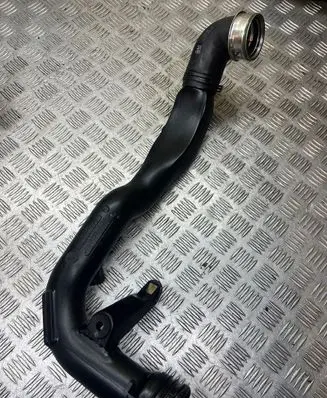 Volkswagen PASSAT B6 Intercooler hose/pipe 8E0145762B